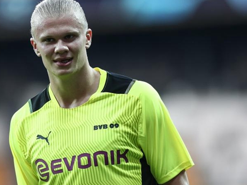 NBA季后赛焦点球员表现回顾（NBA季后赛明星球员表现盘点）