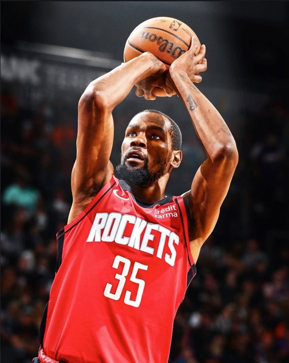 姆巴佩最新身价下降2000万欧元 遭亚马尔反超（姆巴佩最新估值下跌2000万欧元，亚马尔完成反超）