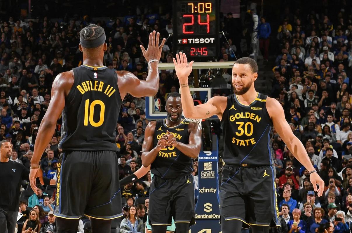 比萨vs帕尔马：恩佐拉、埃贝彻尔首发，马特奥-佩莱格里诺、阿德里安-贝尔纳韦出战（比萨对阵帕尔马：恩佐拉、埃贝彻尔先发，马特奥-佩莱格里诺与阿德里安-贝尔纳韦出战）