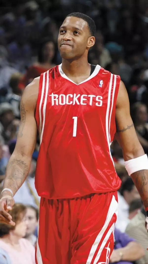 状态不错！4号秀克尼佩尔半场9中7轰18分（手感火热！4号秀克尼佩尔半场9投7中砍下18分）