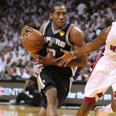 NBA战报：小瓦格纳伤退&布伦森30分，尼克斯106-100魔术（尼克斯106-100力克魔术：布伦森砍30分，小瓦格纳伤退）