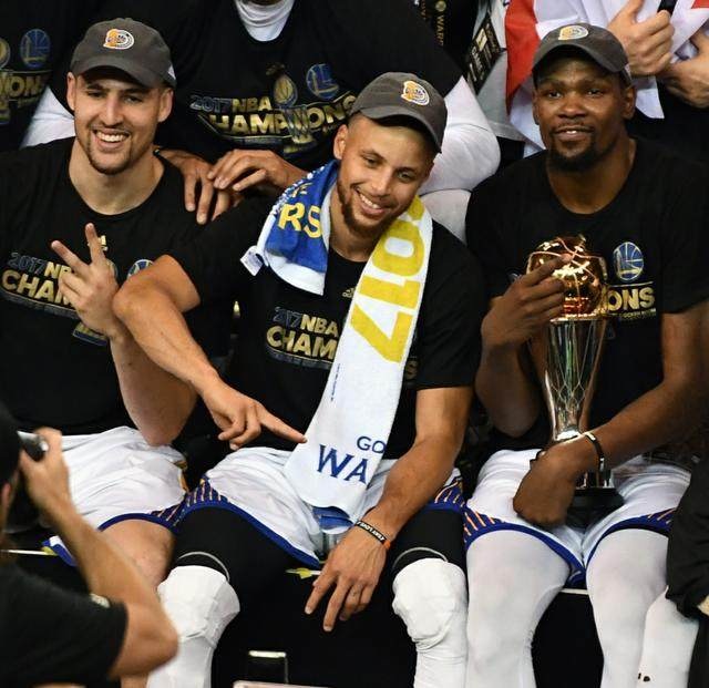 给老大哥先打个样？欧青联国米5-0狂胜利物浦（先替一线队打样？欧青联国米5-0横扫利物浦）