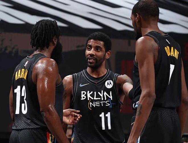 王伟：亚泰中期想引进更好的球员，但这些球员不愿冒巨大风险（王伟：亚泰中期拟升级引援，但目标球员不愿承担高风险）