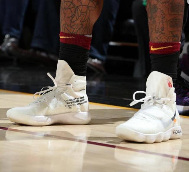 掘金四连客保持全胜，目前继续保持西部第二的位置（掘金客场四连胜，继续位居西部第二）