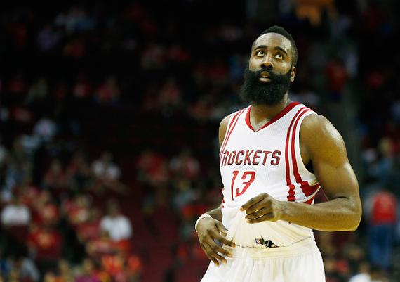 凯恩73场德甲比赛进75球，比同期进球数第二的吉拉西多21球（凯恩德甲73场75球，同期进球数领先吉拉西21球）