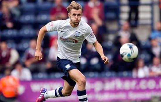 帕夫洛维奇：我认为在阿莱格里的带领下，我进步了很多（帕夫洛维奇：在阿莱格里的指导下，我取得了显著提升）