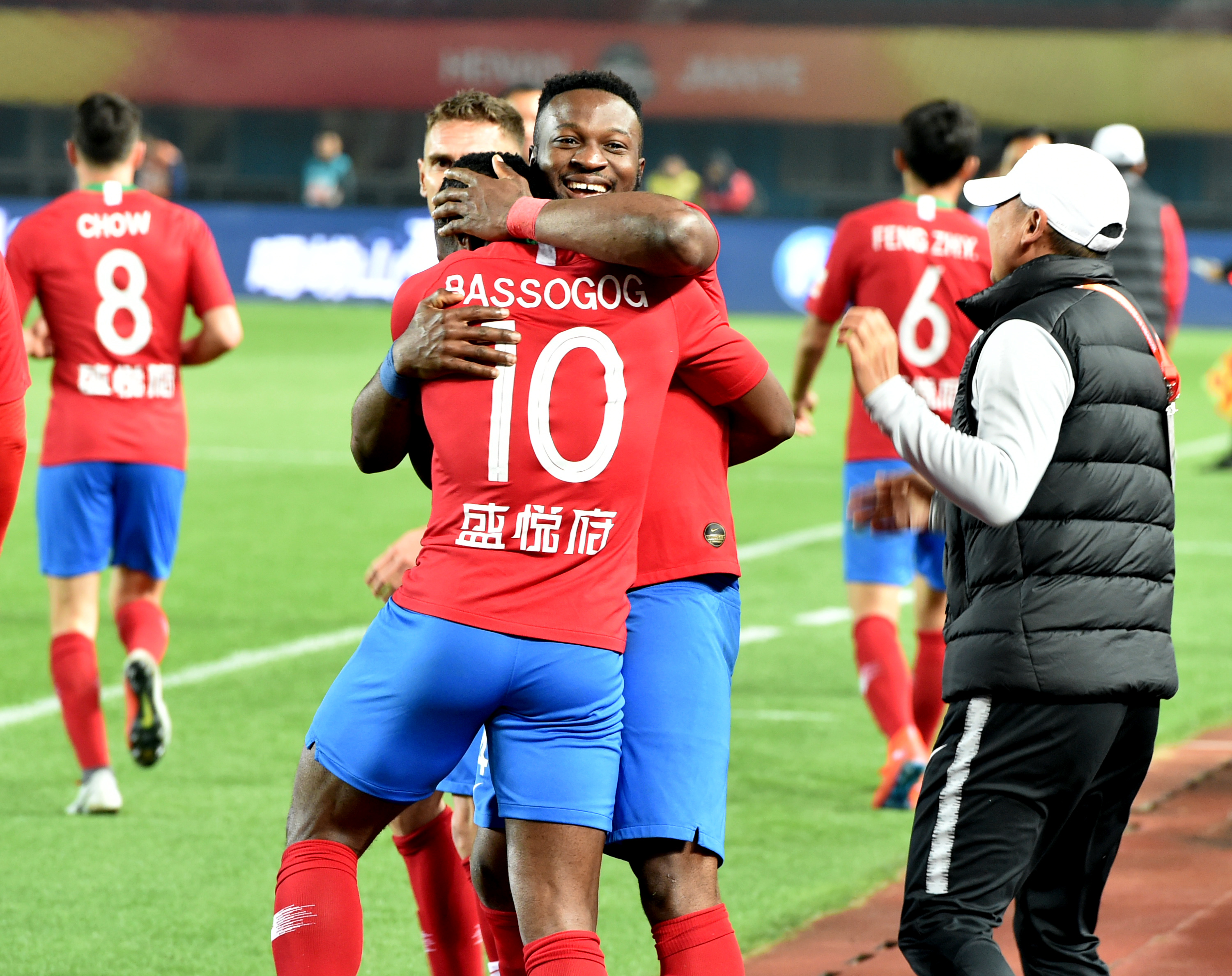 多位德国前国脚：纳帅不必施压，德国需要真正的领袖挺身而出（多位德国前国脚：无需苛责纳帅，德国更需真正领袖挺身而出）