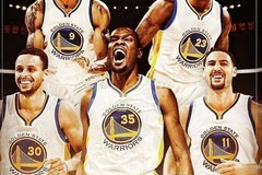 很积极！弗拉格强攻不中 浓眉冲进篮下双手补扣（斗志满满！弗拉格强攻打铁，浓眉杀入内线双手补扣）